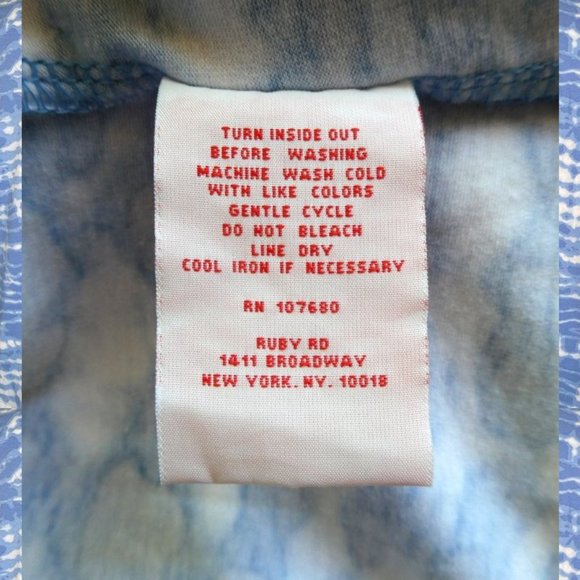 Ruby Rd. Blue White Three Quarter Sleeve Top - Picture 8 of 8